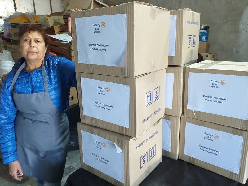 Ropa y calzado para comedor comunitario